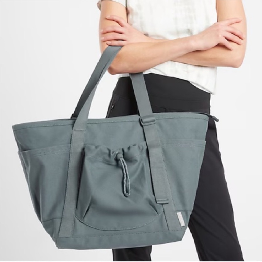 Athleta Kinetic Metropolis Gray Tote Bag